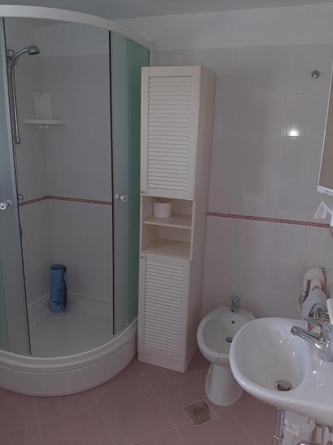 Appartement H-Elios à Lovran Extérieur photo